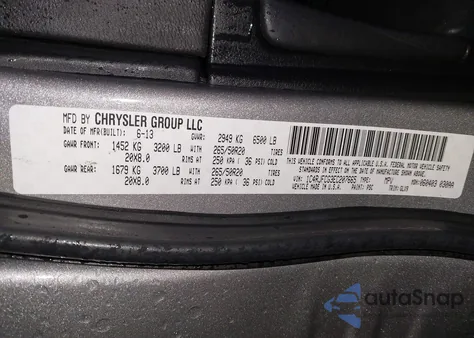 2014 Jeep Grand Cherokee Overland из США, поврежденный, VIN 1C4RJFCG3EC207665